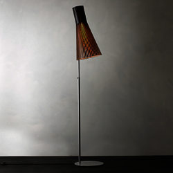 Secto 4210 Floor Lamp Black